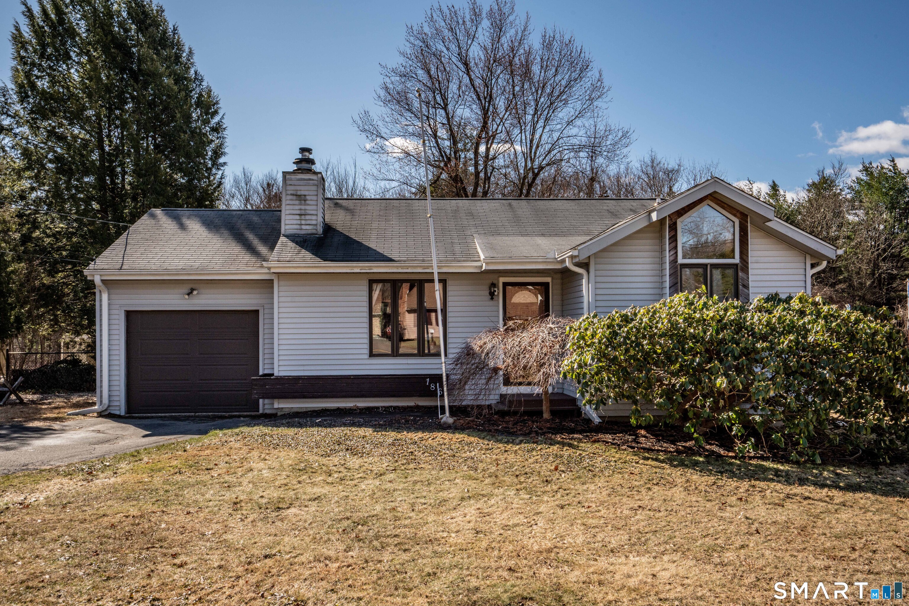 186 Stevens Street Bristol, CT 06010 - Photo 1 of 25