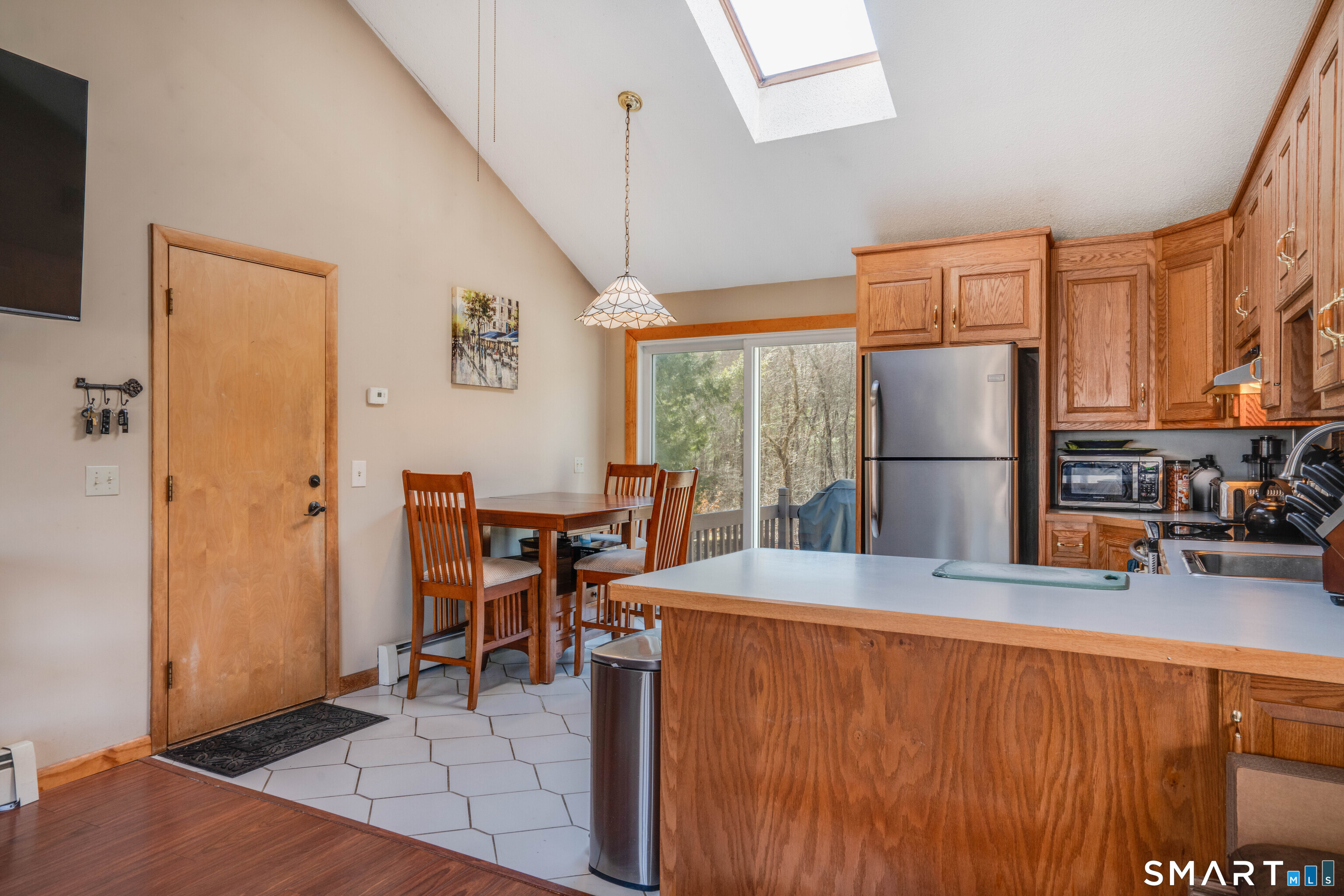 186 Stevens Street Bristol, CT 06010 - Photo 9 of 25