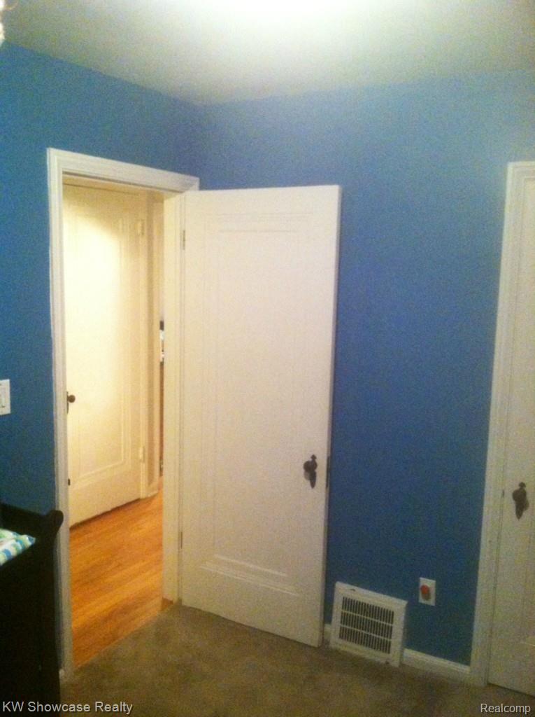 2056 Harvard Road Berkley, MI 48072 - Photo 28 of 45 photo 17.jpg