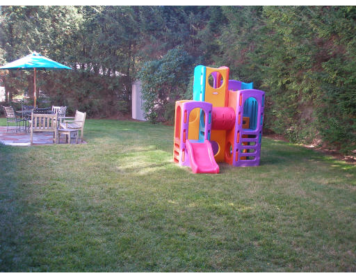 71 Cynthia Road Newton, MA 02459 - Photo 12 of 12 a view of a outdoor space