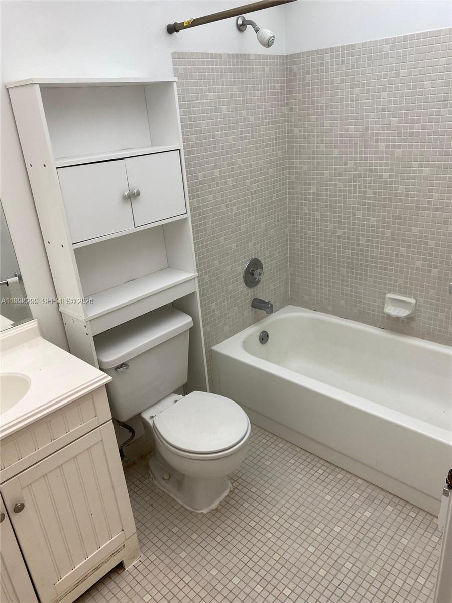 9608 West McNab Road, Unit 103 Tamarac, FL 33321 - Photo 7 of 8