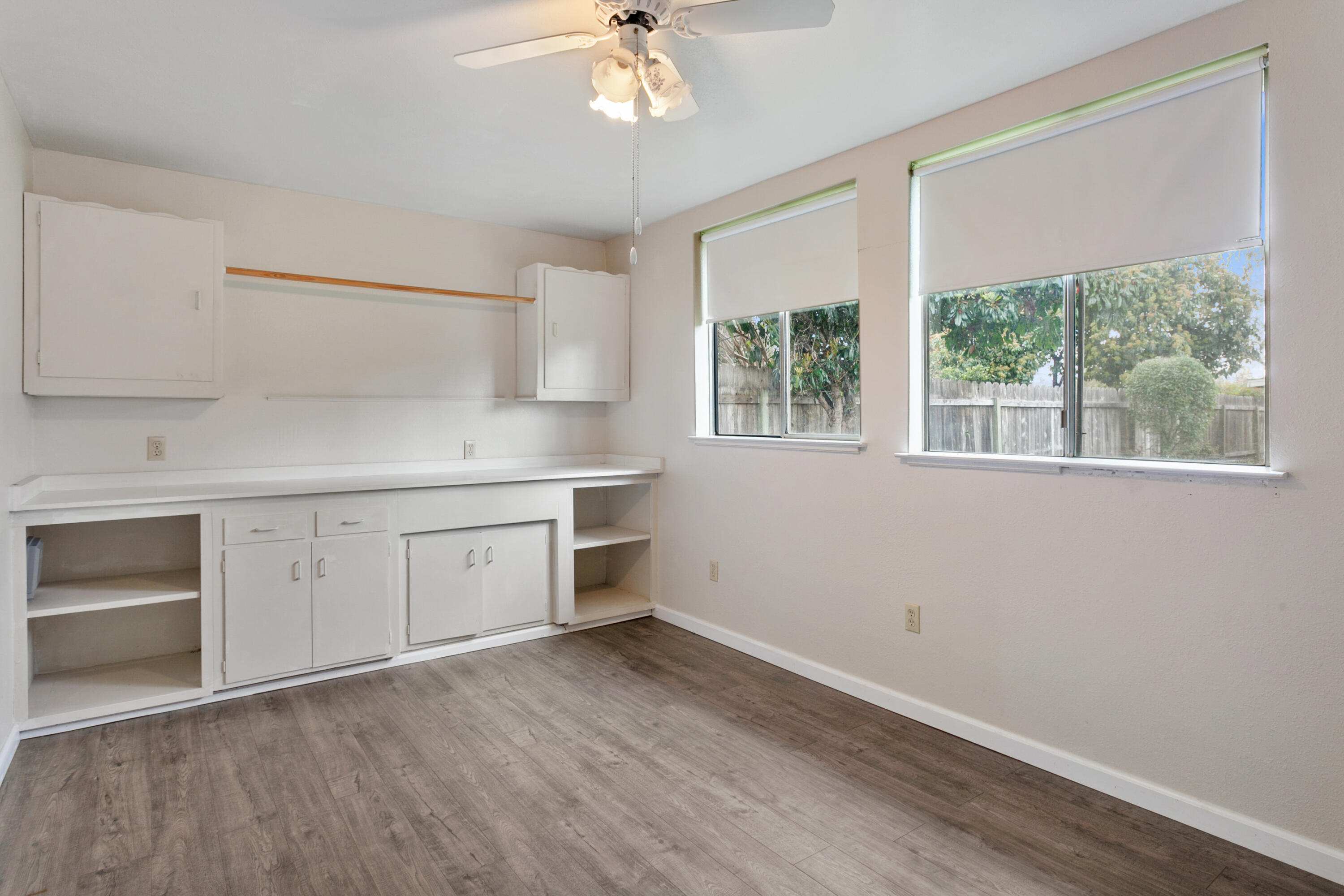 2082 Elmira Drive Redding, CA 96001 - Photo 20 of 21 IMG_4018