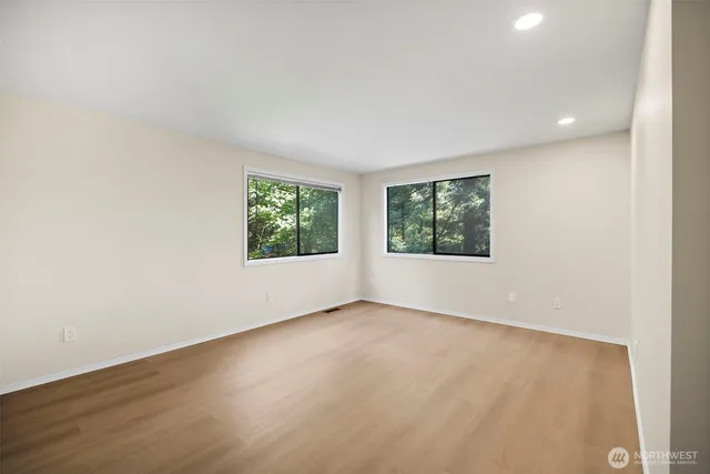 $3,500 | 21911 4th Avenue Southeast, Bothell, WA 98021