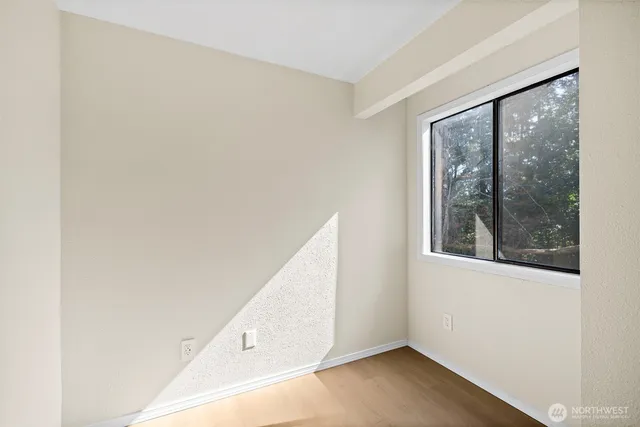 $3,500 | 21911 4th Avenue Southeast, Bothell, WA 98021