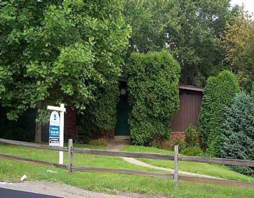 2426 Saunders Station Road Monroeville, PA 15146 - Photo 1 of 1 Gallery Image 1