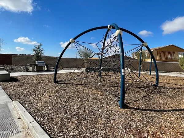 $2,100 | 9833 East Stratus Avenue, Mesa, AZ 85212