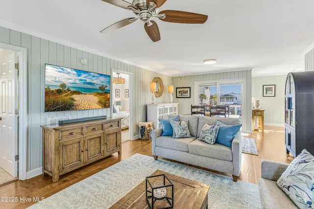 $975,000 | 128 Salisbury Street, Holden Beach, NC 28462