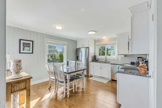 $975,000 | 128 Salisbury Street, Holden Beach, NC 28462