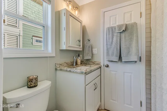 $975,000 | 128 Salisbury Street, Holden Beach, NC 28462