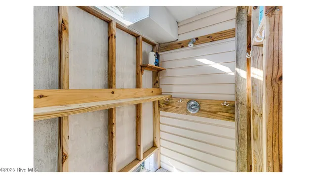 $975,000 | 128 Salisbury Street, Holden Beach, NC 28462