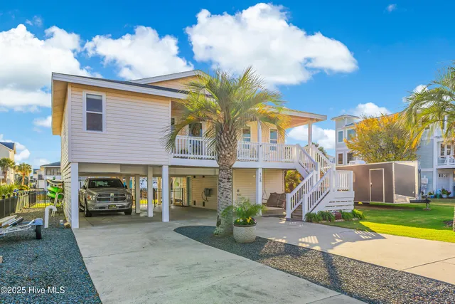 $975,000 | 128 Salisbury Street, Holden Beach, NC 28462