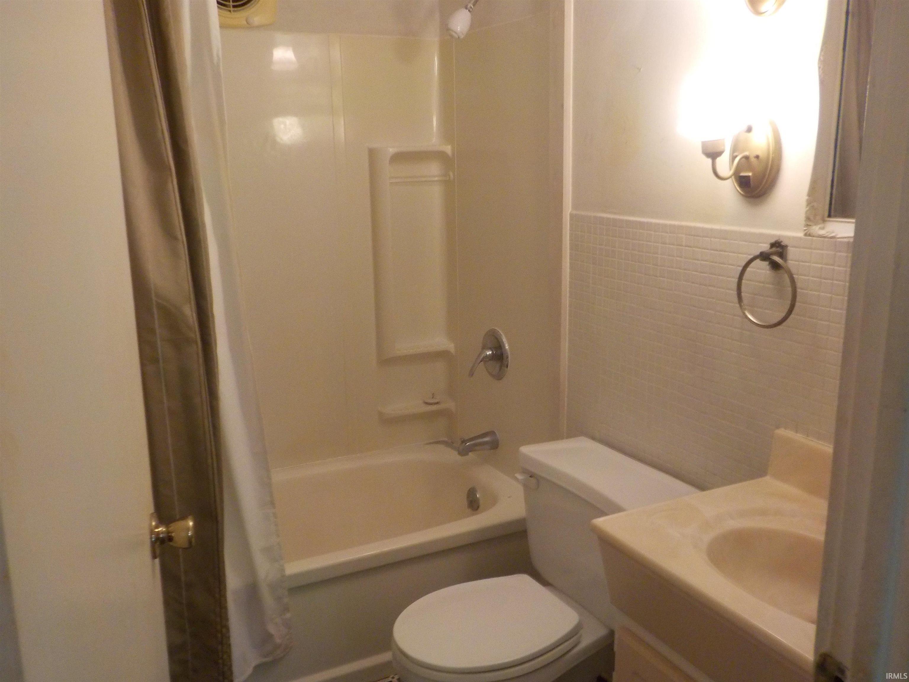 101 East Ridgeview Drive Bloomington, IN 47401 - Photo 36 of 49