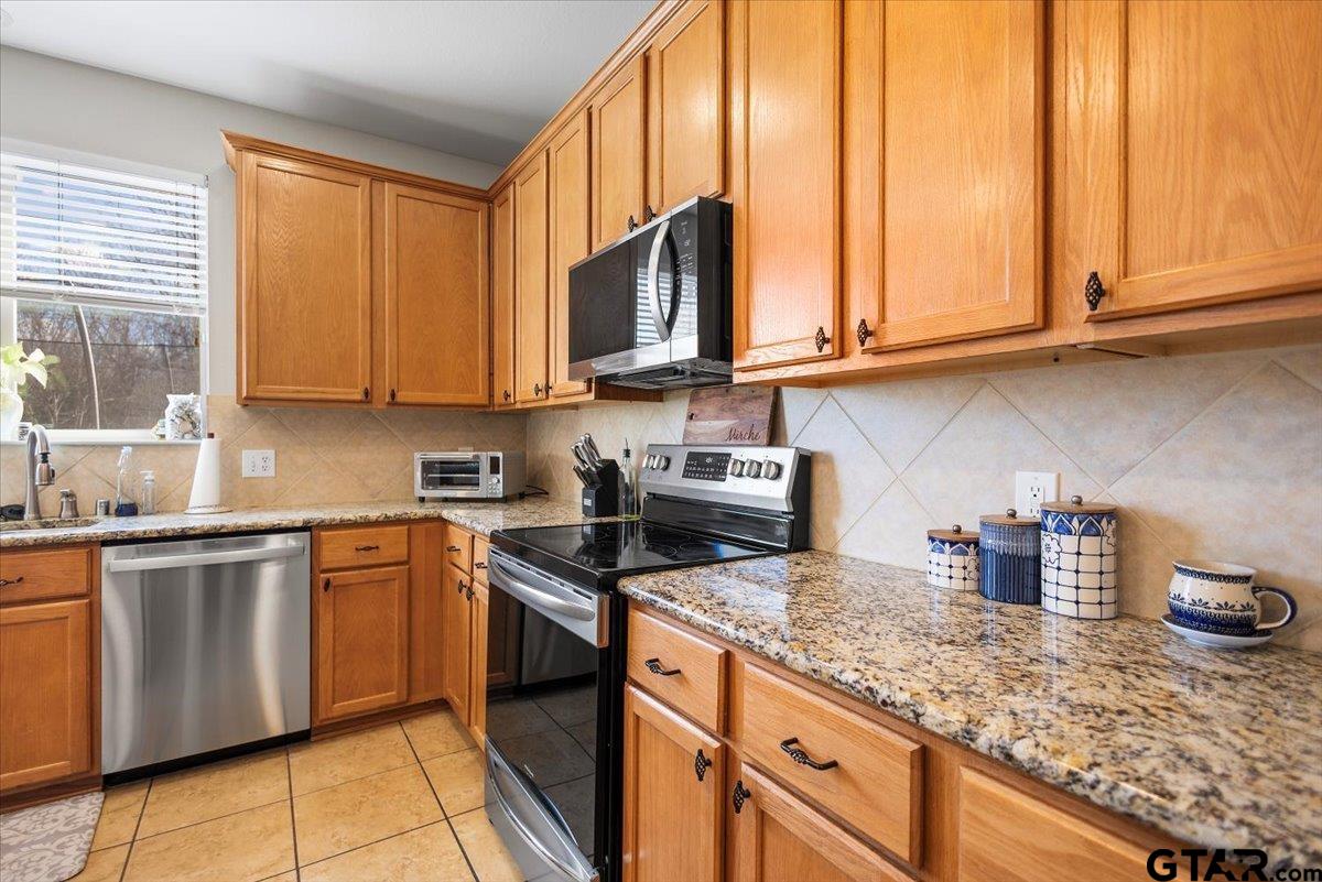 401 Boxwood Trail Forney, TX 75126 - Photo 11 of 45