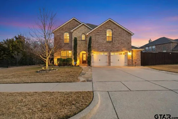 $409,900 | 401 Boxwood Trail, Forney, TX 75126