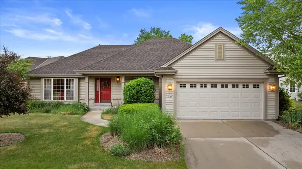 $519,000 | 1718 Tumbleweed Circle, West Bend, WI 53095