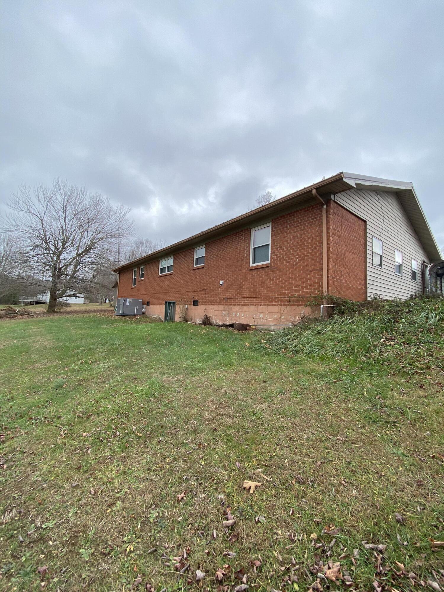 2960 Bee Creek Road Corbin, KY 40701 - Photo 14 of 16 B4202358-63D7-4D59-B6F0-42266F69DD0E