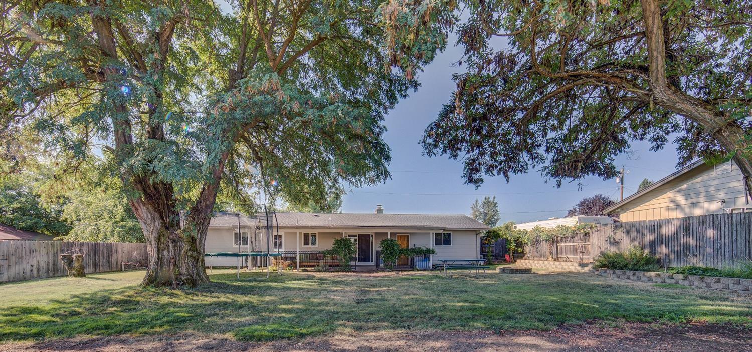 103 Victoria Way Central Point, OR 97502 - Photo 21 of 25 Additional Photo