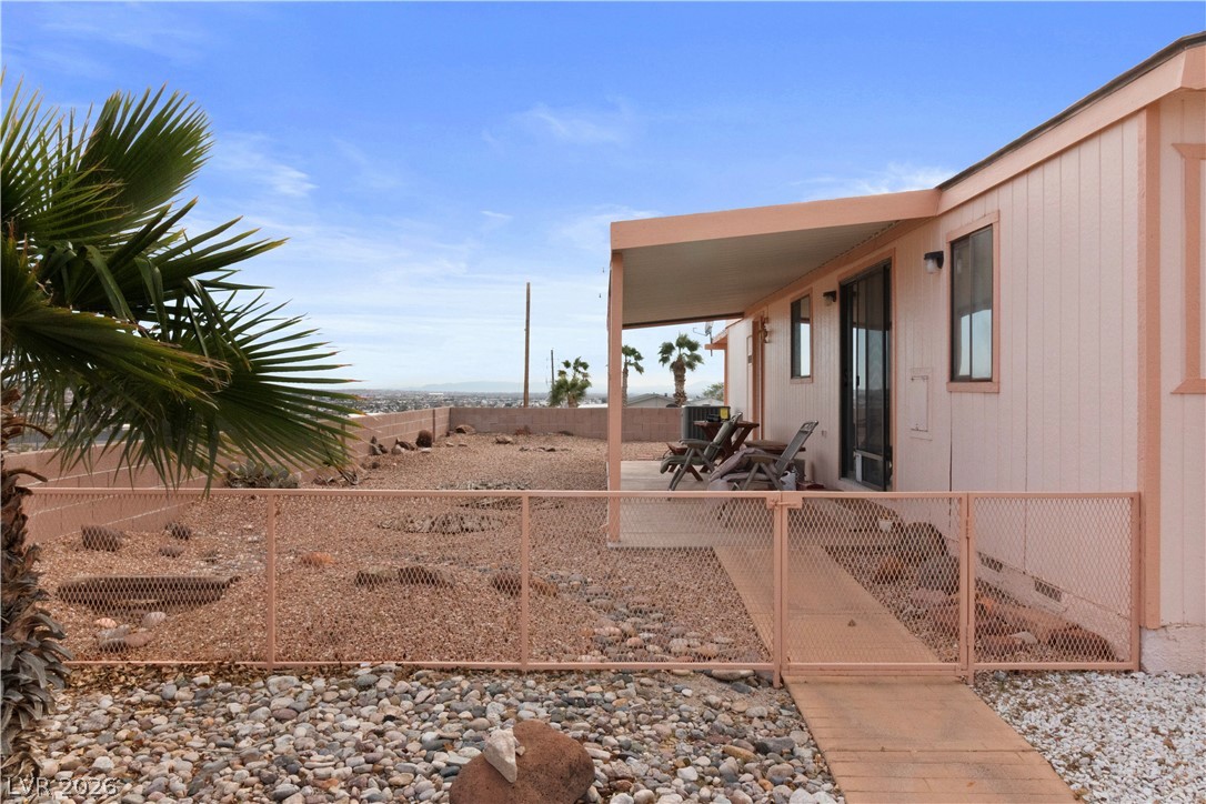 1609 Cajon Court Laughlin, NV 89029 - Photo 33 of 69 View of fenced side / backyard