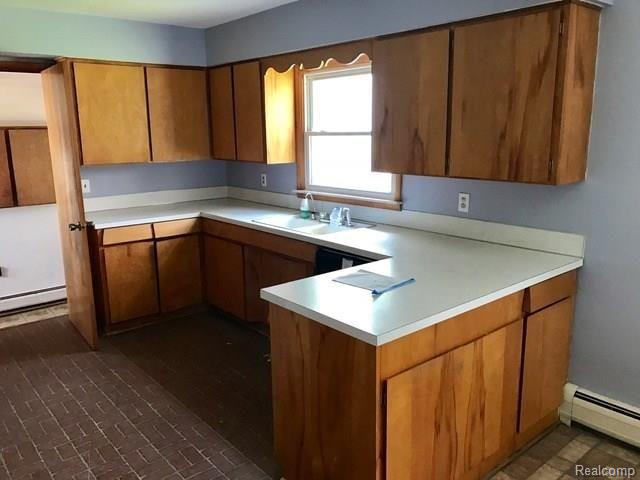 505 Barnes Lake Road Columbiaville, MI 48421 - Photo 2 of 35