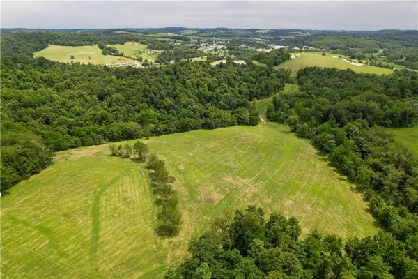 $855,000 | 312 Vance Drive, Burgettstown, PA 15021
