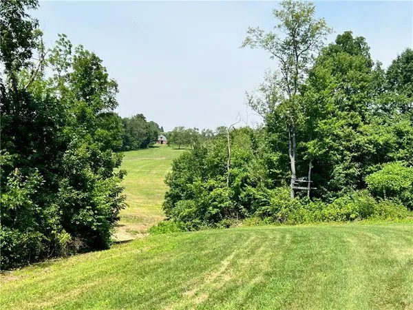 $855,000 | 312 Vance Drive, Burgettstown, PA 15021