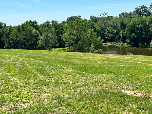 $855,000 | 312 Vance Drive, Burgettstown, PA 15021