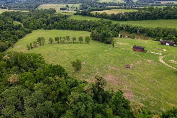 $855,000 | 312 Vance Drive, Burgettstown, PA 15021