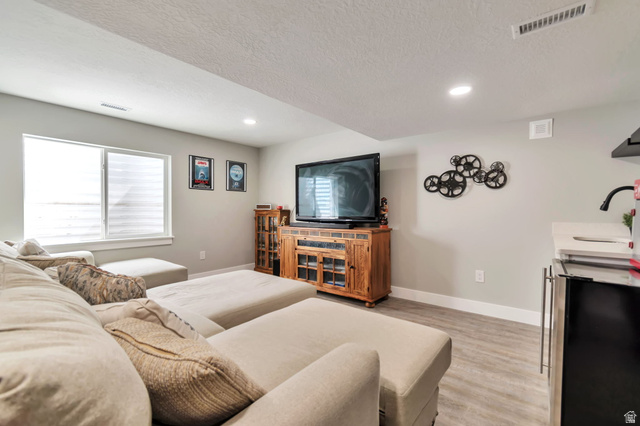 253 Quartz Road Tooele, UT 84074 - Photo 23 of 33