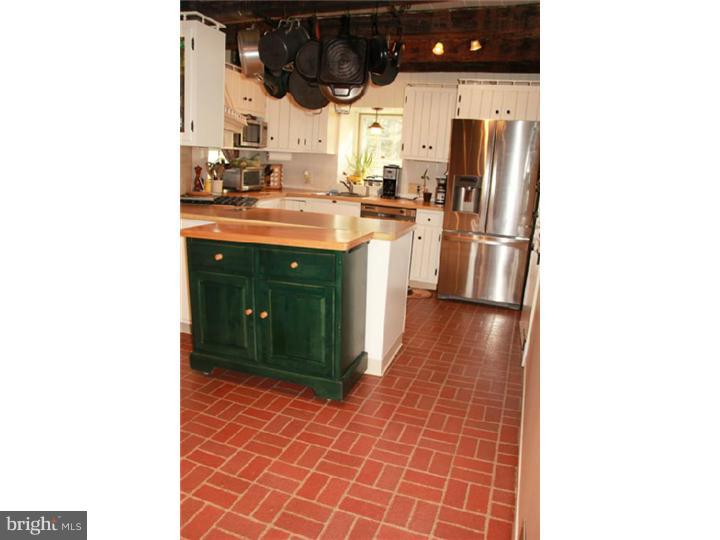 7 Anthonys Mill Road Barto, PA 19504 - Photo 8 of 25 Gallery Image 8