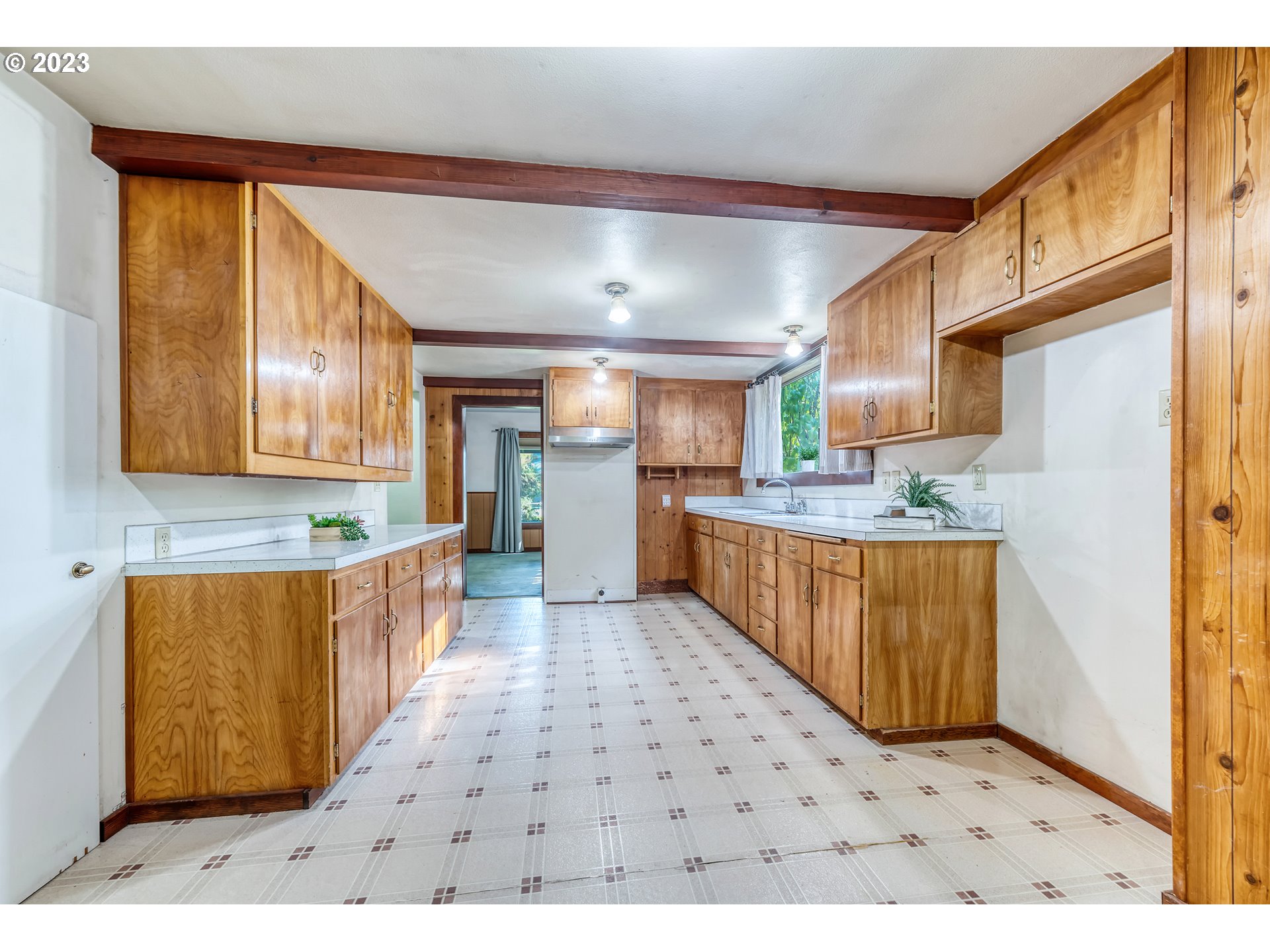 93030 Applegate Trail Cheshire, OR 97419 - Photo 11 of 44 Gallery Image 11