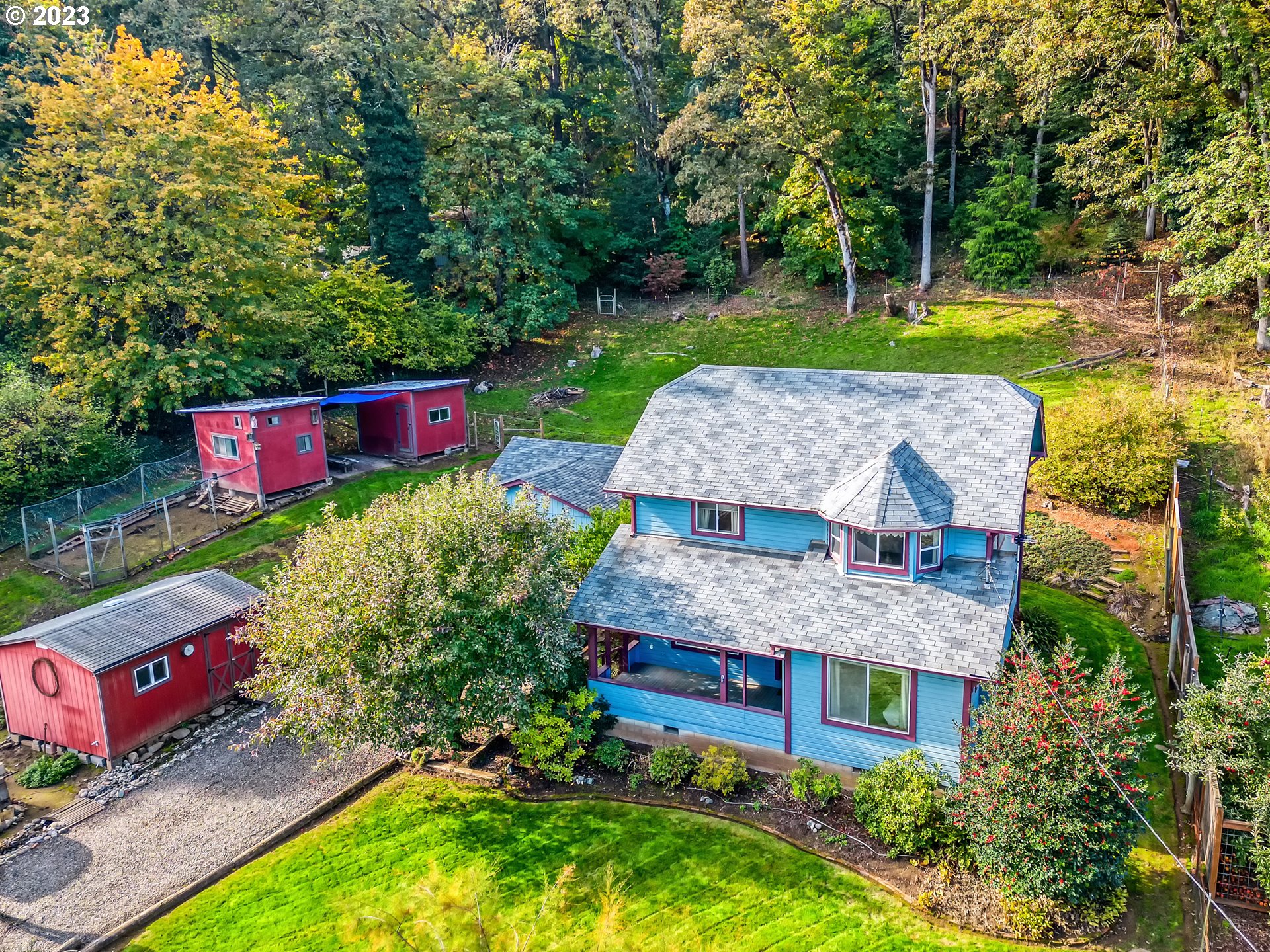 93030 Applegate Trail Cheshire, OR 97419 - Photo 2 of 44 Gallery Image 2