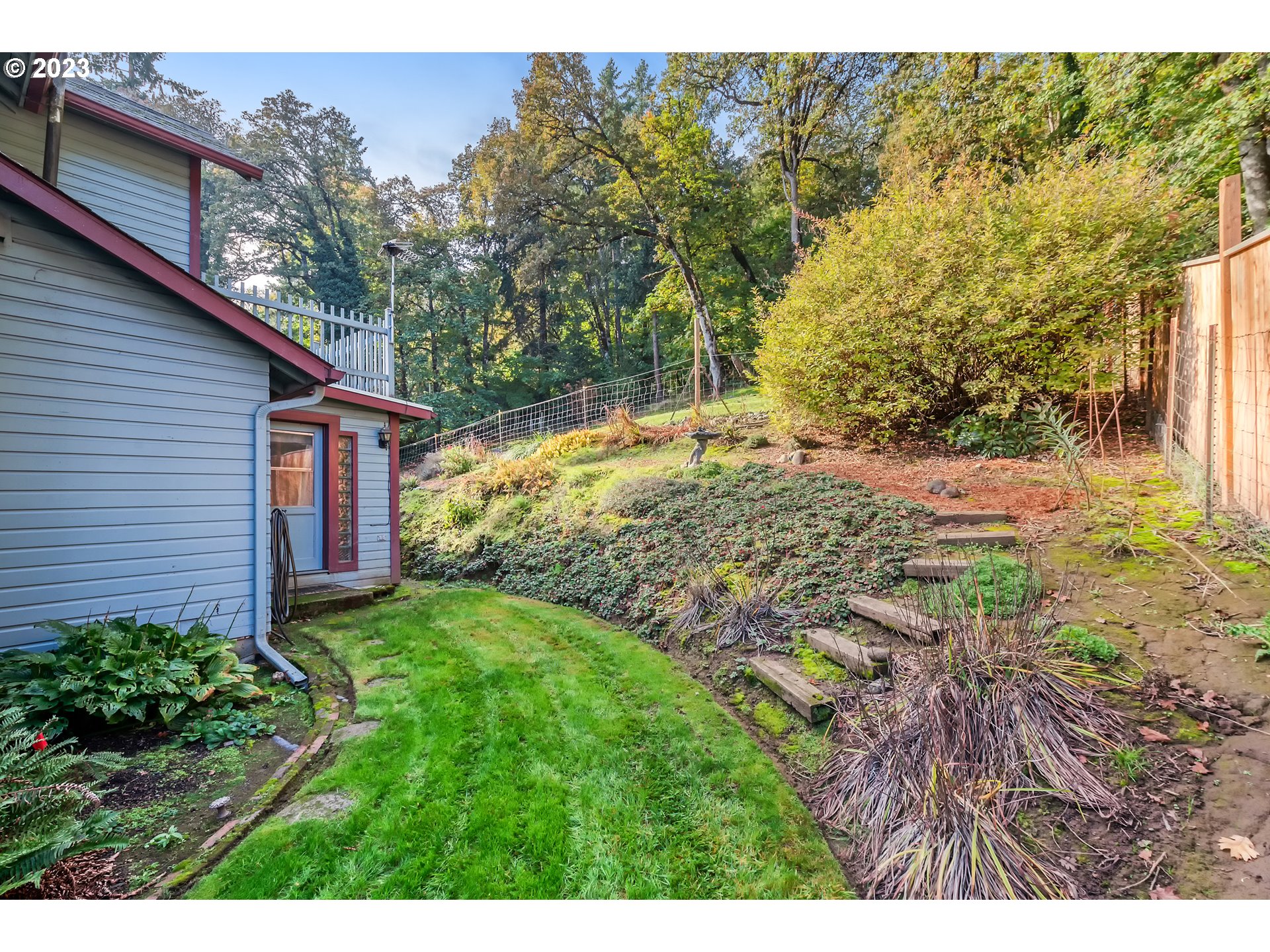 93030 Applegate Trail Cheshire, OR 97419 - Photo 31 of 44 Gallery Image 31