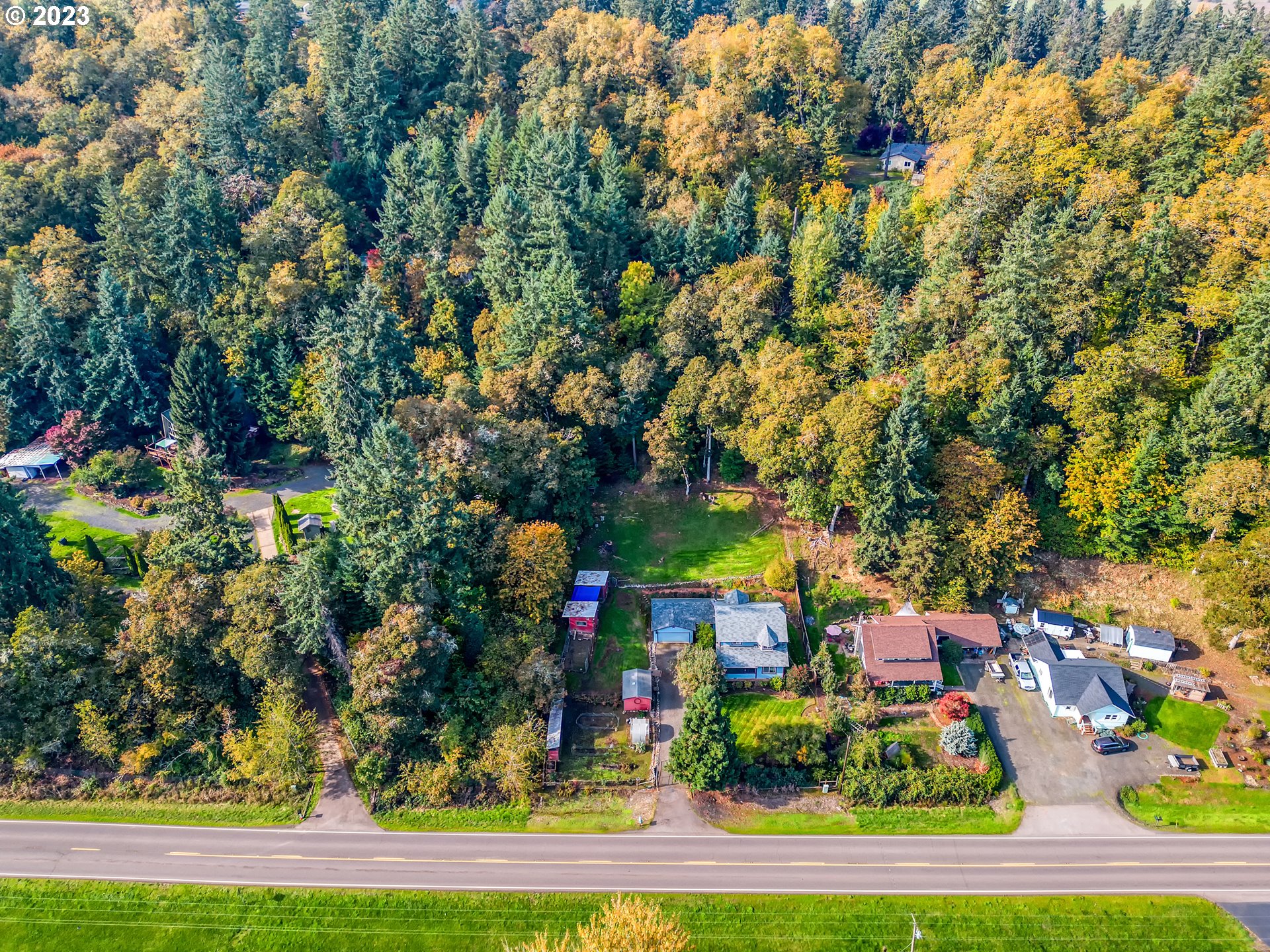 93030 Applegate Trail Cheshire, OR 97419 - Photo 43 of 44 Gallery Image 43