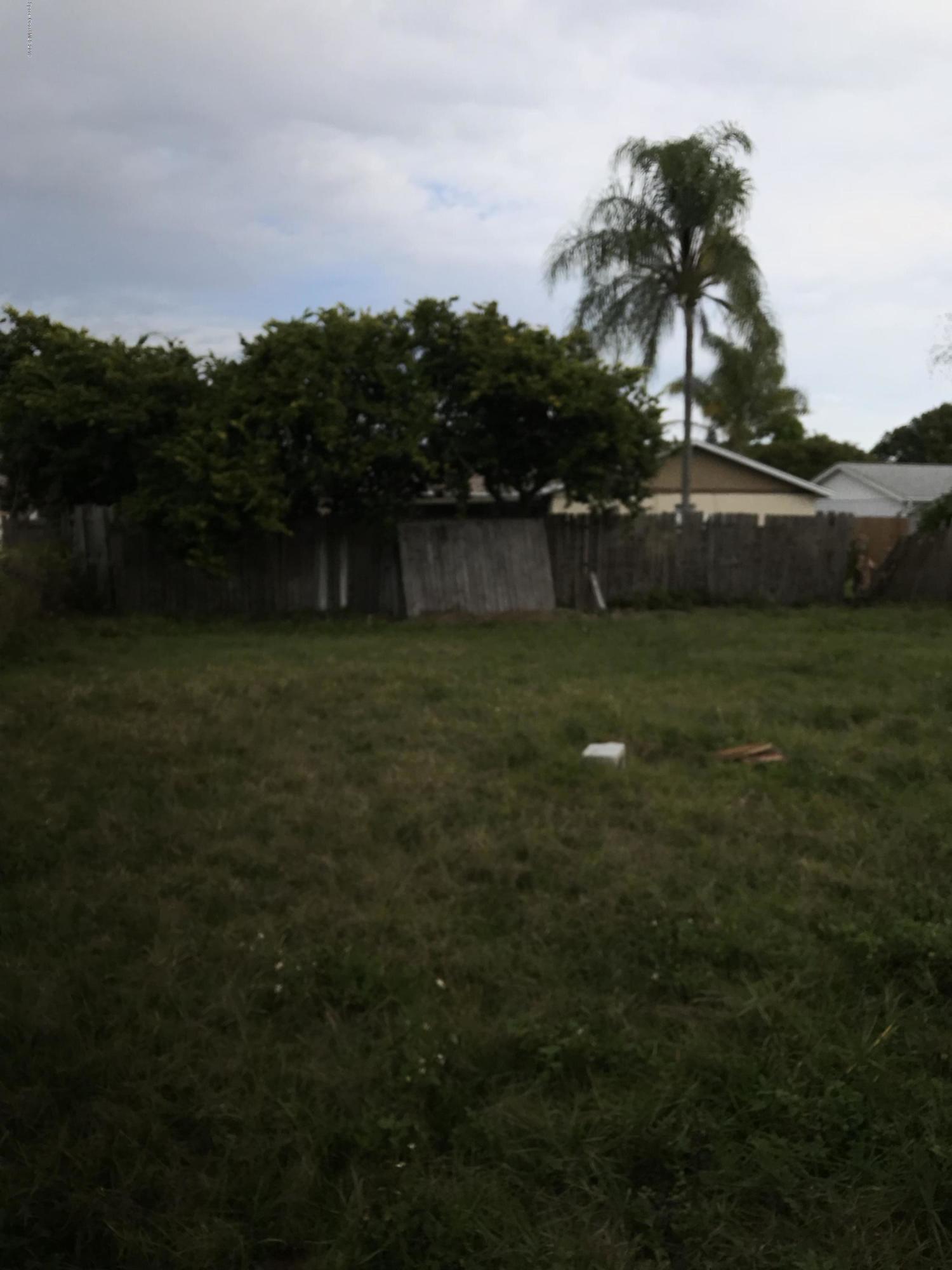 2820 Lancaster Road Melbourne, FL 32935 - Photo 24 of 30 Backyard
