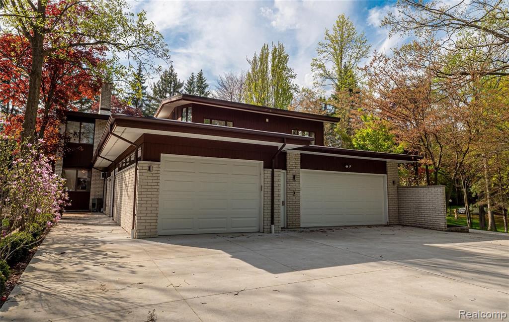 1125 Eton Cross Road Bloomfield Hills, MI 48304 - Photo 30 of 34