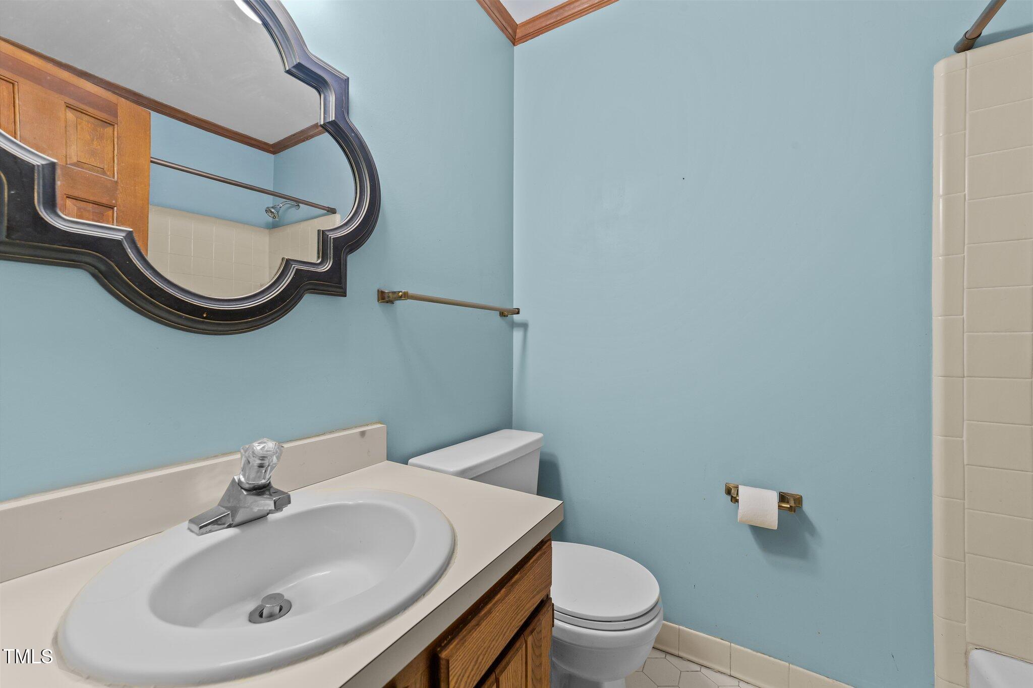 906 Bridge Way Raleigh, NC 27615 - Photo 19 of 30 37-web-or-mls-VB4A3427
