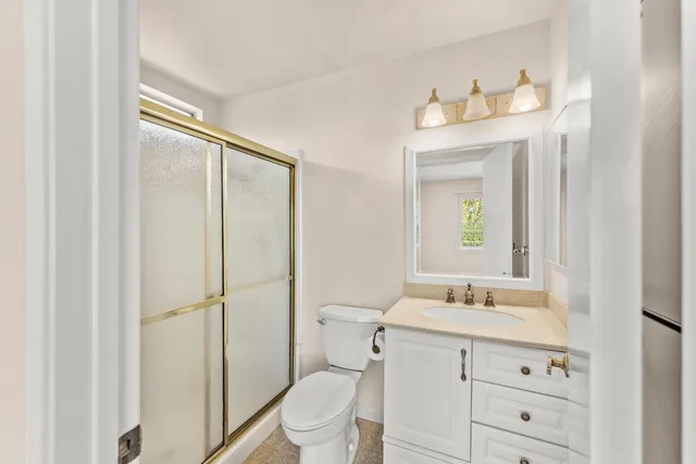 $668,000 | 8129 English Oak Way, Citrus Heights, CA 95610