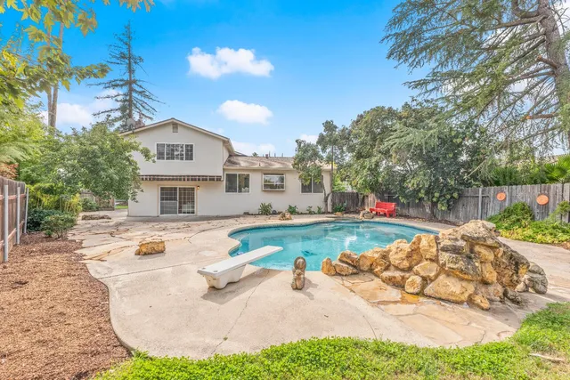 $668,000 | 8129 English Oak Way, Citrus Heights, CA 95610