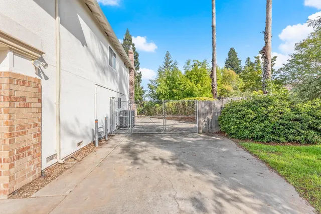 $668,000 | 8129 English Oak Way, Citrus Heights, CA 95610