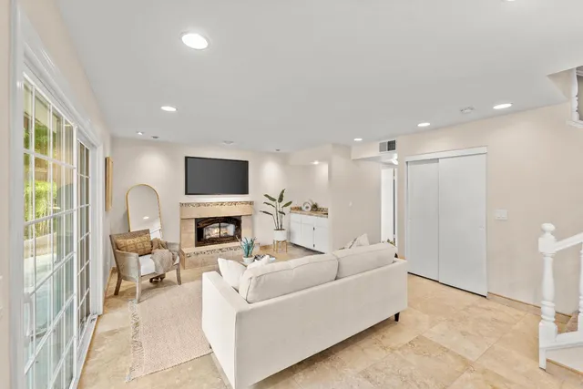 $668,000 | 8129 English Oak Way, Citrus Heights, CA 95610