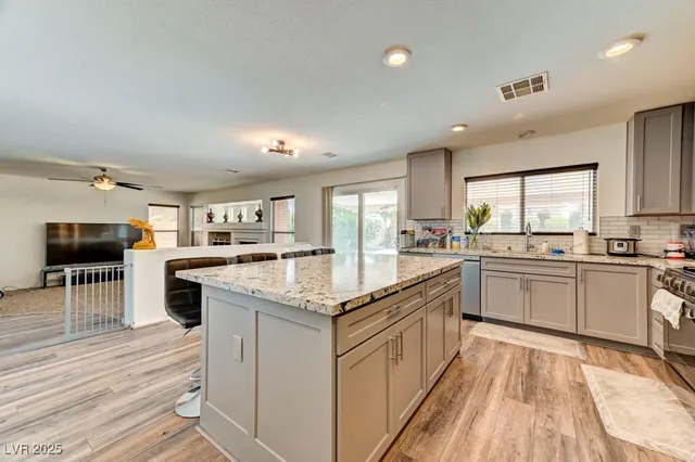 $659,999 | 8625 Wild Diamond Avenue, Las Vegas, NV 89143