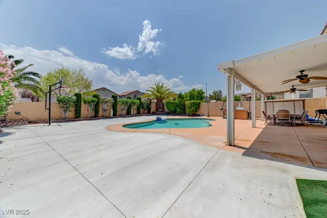 $659,999 | 8625 Wild Diamond Avenue, Las Vegas, NV 89143