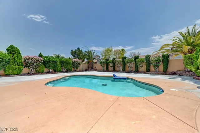 $659,999 | 8625 Wild Diamond Avenue, Las Vegas, NV 89143