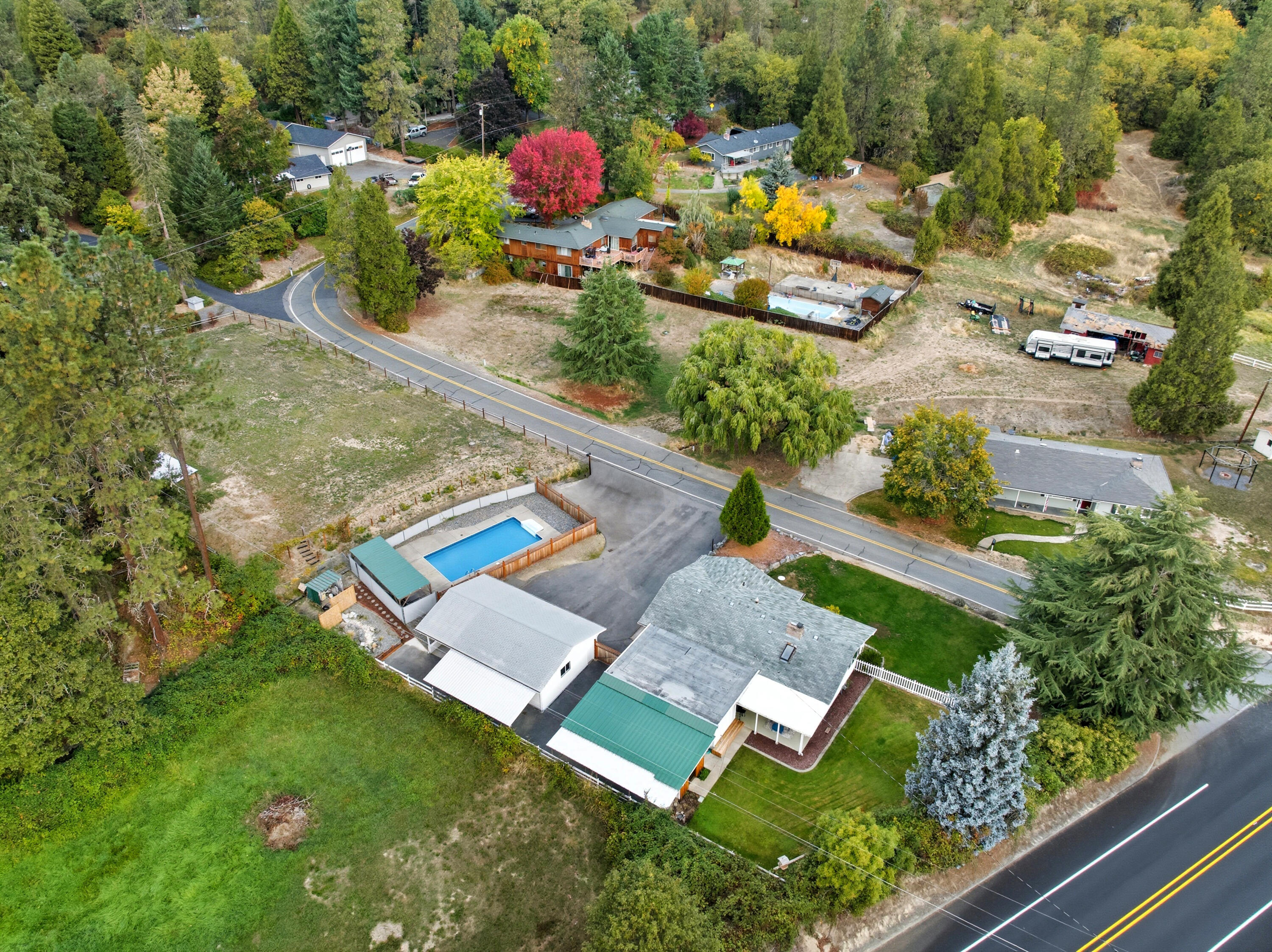 3280 New Hope Road Grants Pass, OR 97527 - Photo 27 of 35 27
