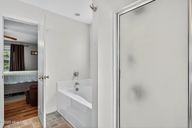 $304,900 | 401 Savannah Drive, Jacksonville, NC 28546