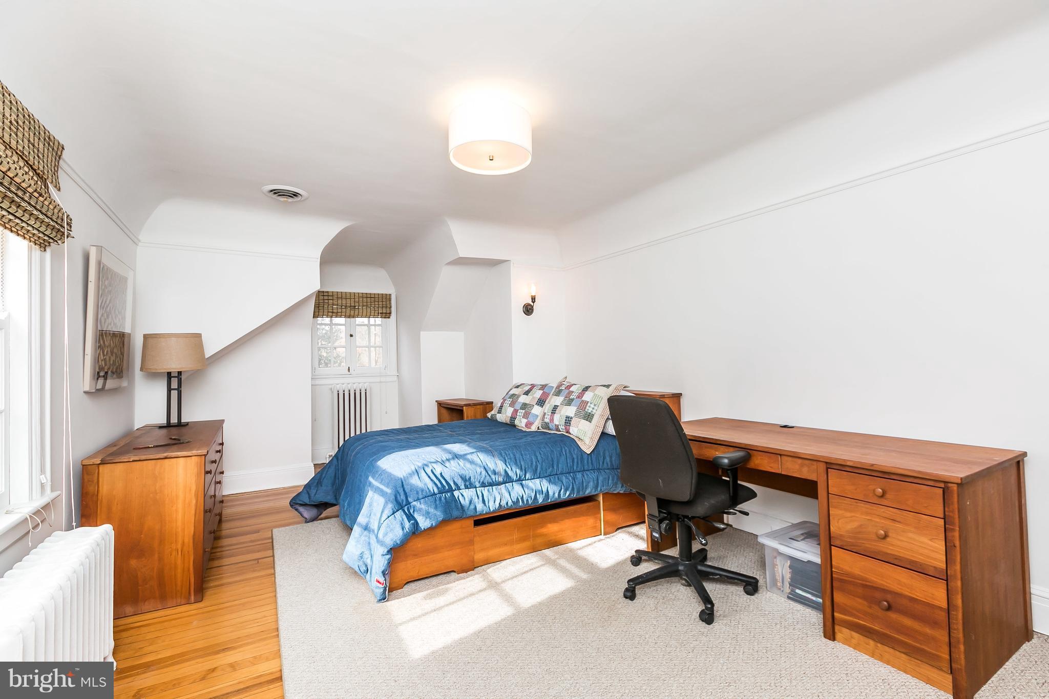 8 Englewood Road Baltimore, MD 21210 - Photo 21 of 29 Bedroom