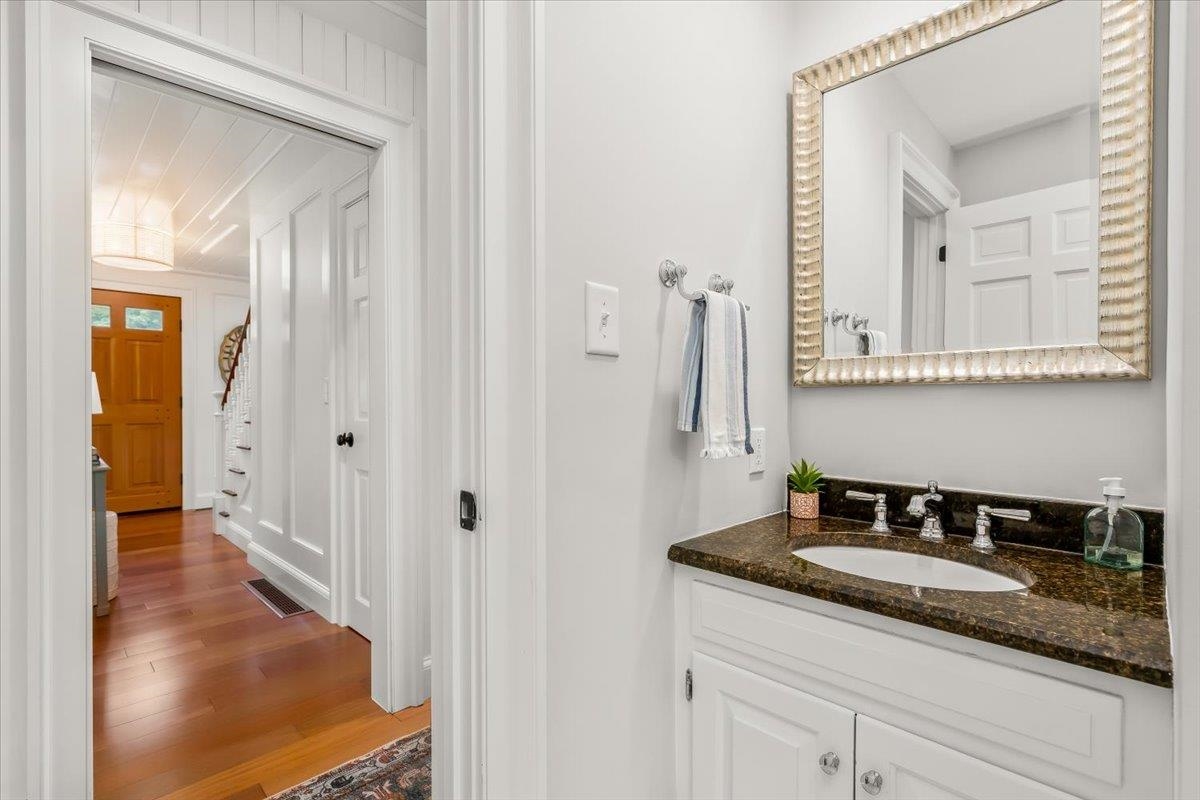 1 Eagle Drive Bedford, NH 03110 - Photo 17 of 39