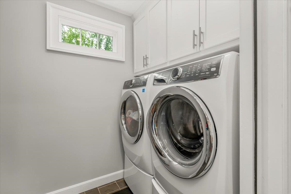 1 Eagle Drive Bedford, NH 03110 - Photo 32 of 39