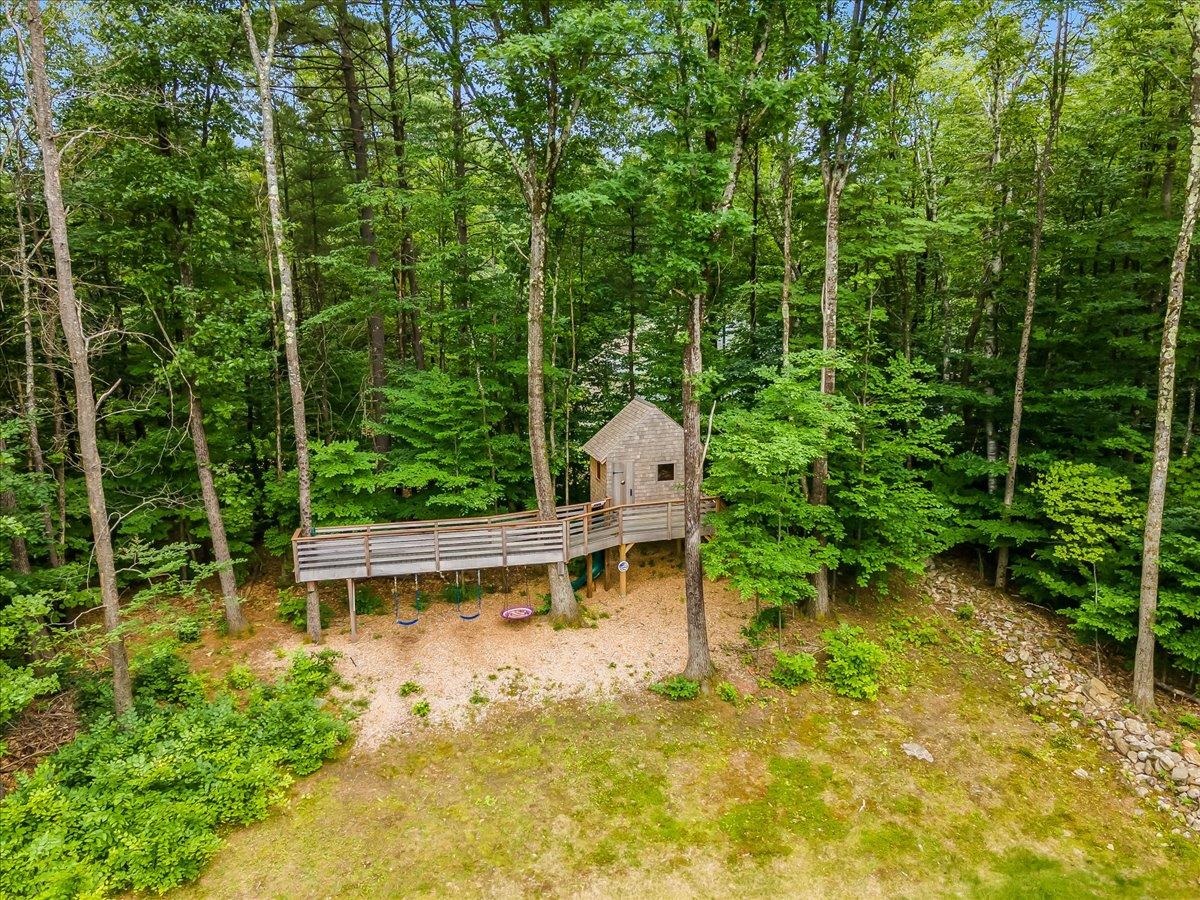 1 Eagle Drive Bedford, NH 03110 - Photo 36 of 39