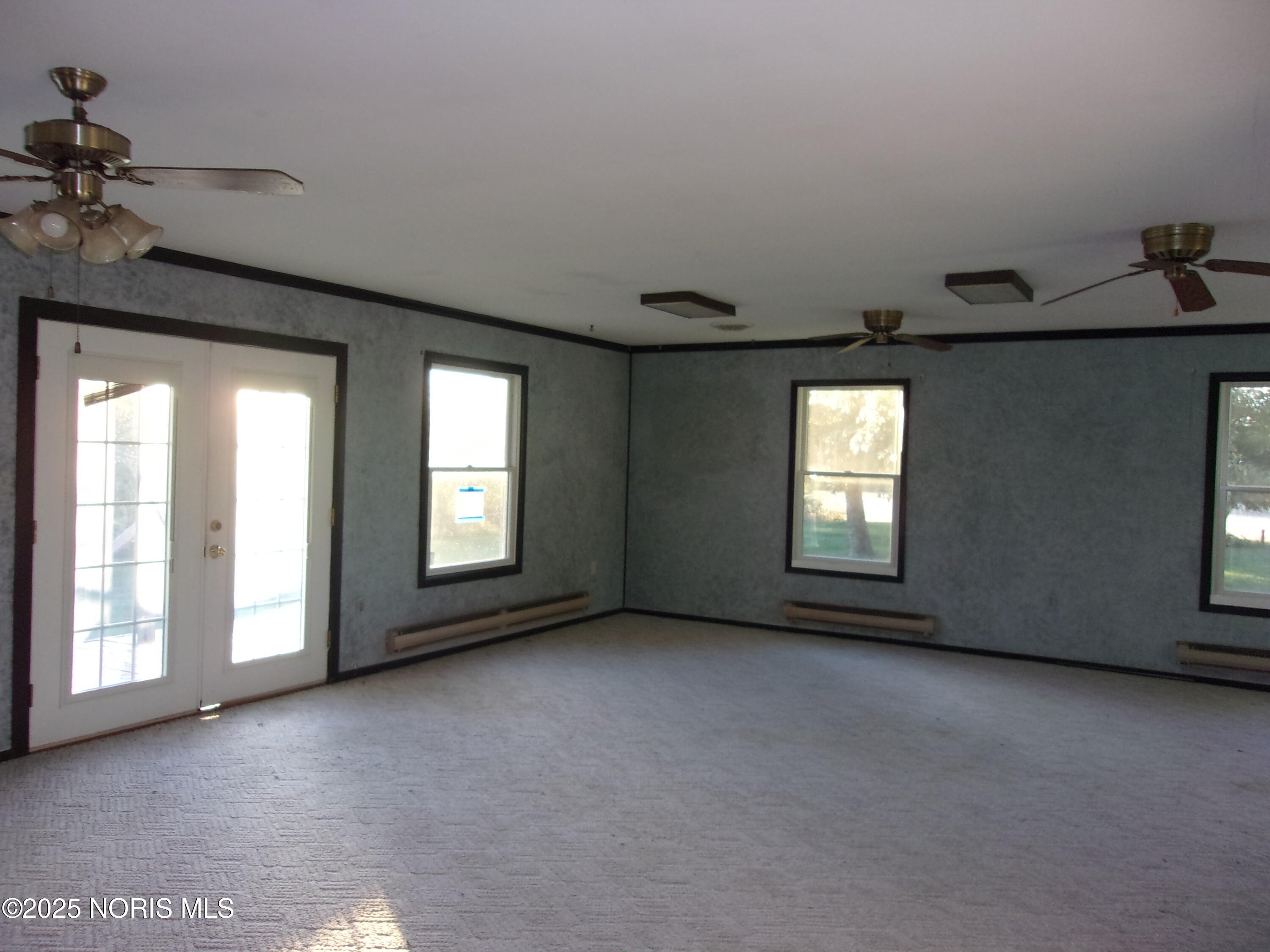 5496 Sandusky Road Lima, OH 45801 - Photo 5 of 16 100_0056